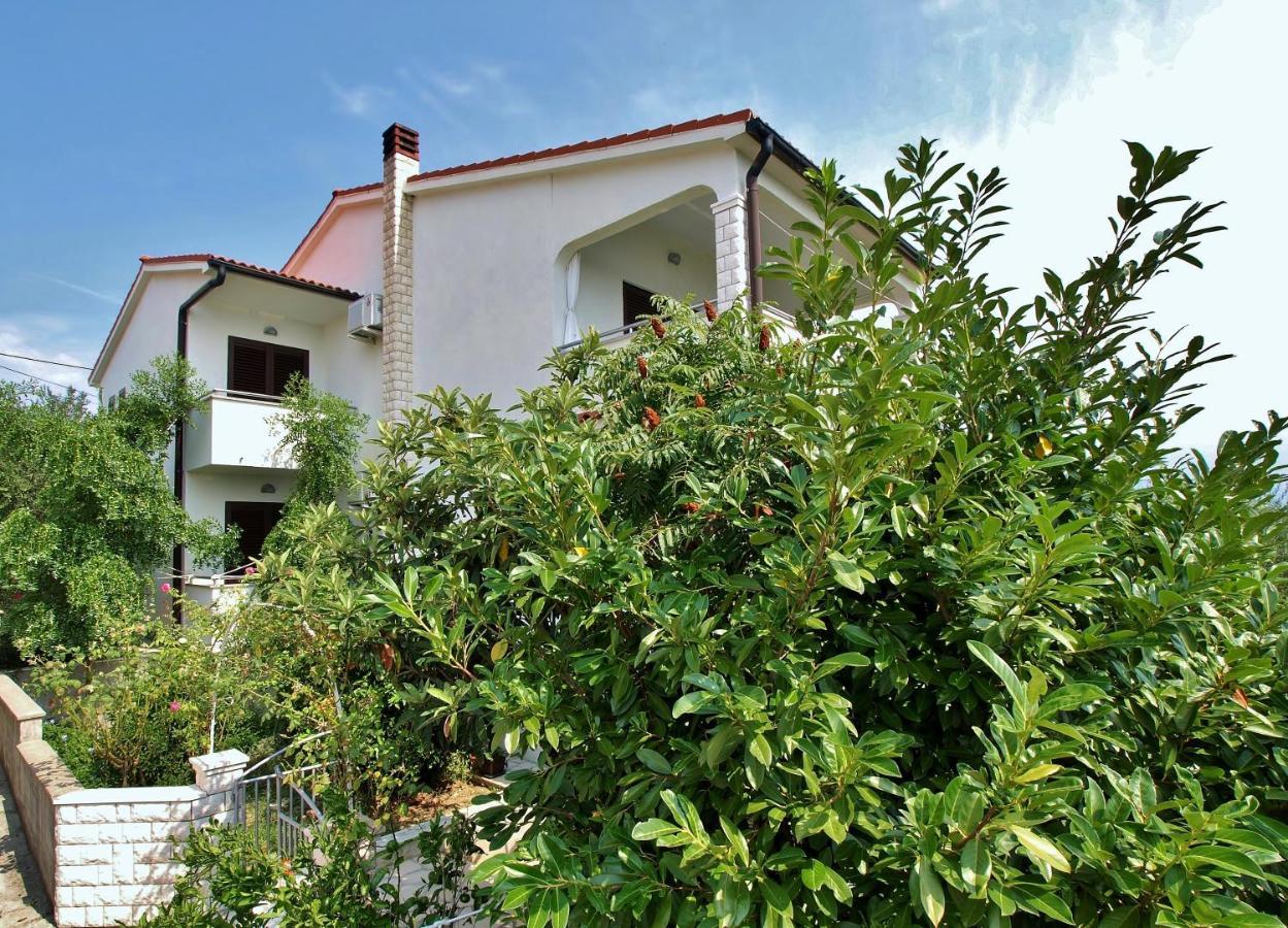 Apartments Eufemija Rab Town Exteriér fotografie